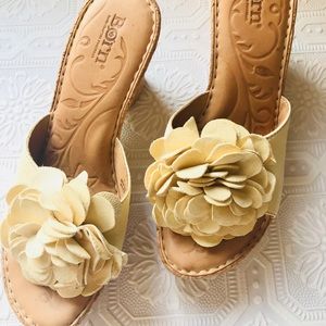 Born Women’s Wedges